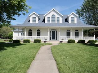 814 Plainview Rd W, La Crosse, WI 54603