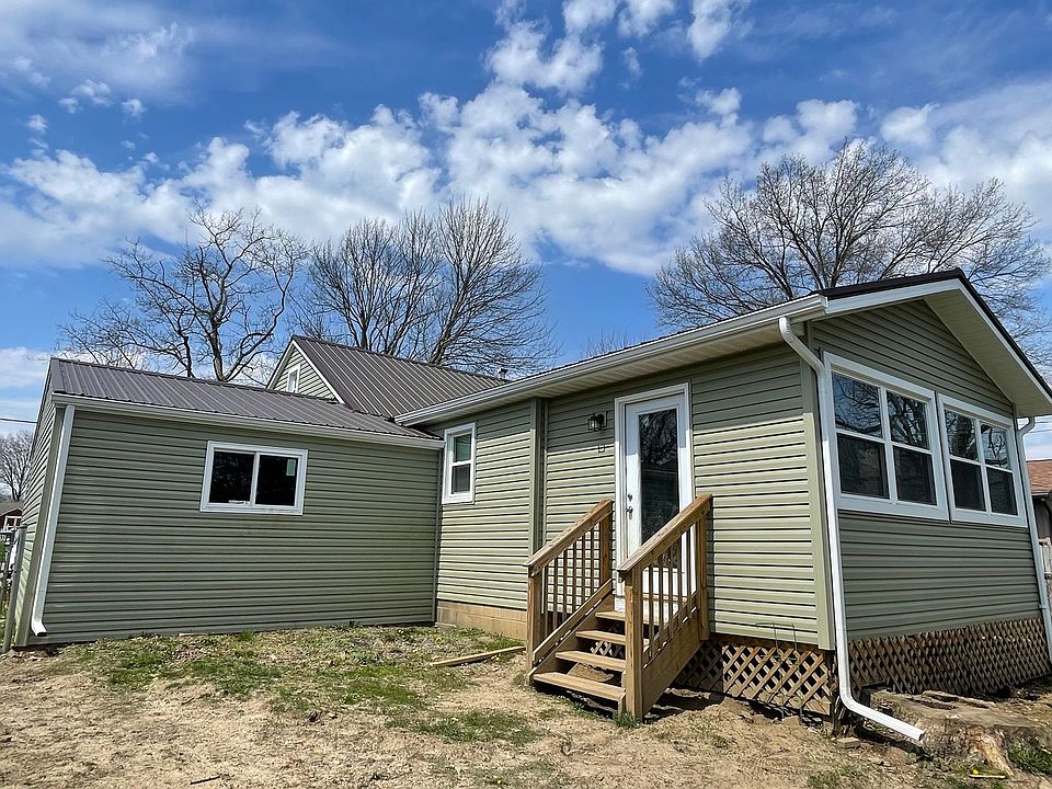 2nd image of 229 Sloan Ave