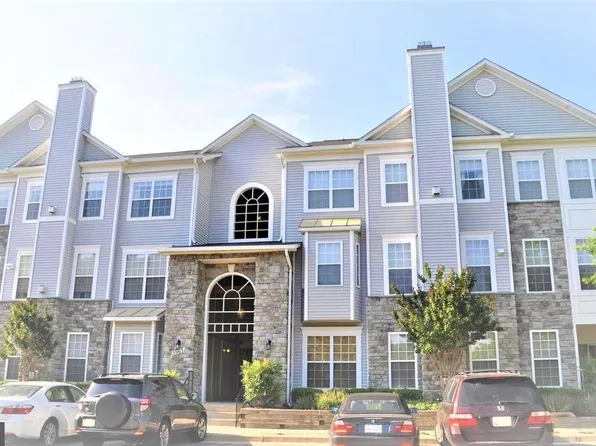 5963 Founders Hill Dr Unit 102, Alexandria, VA 22310