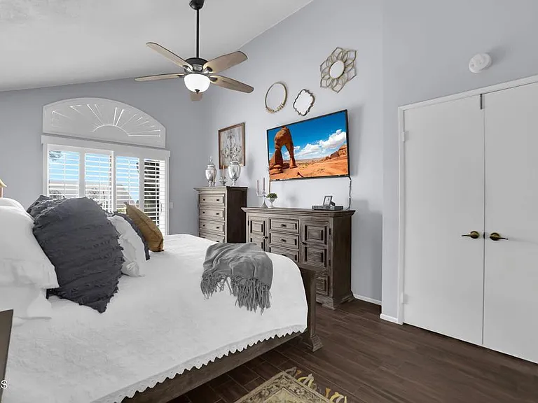 885 Oakland Hills Dr — Photo 29