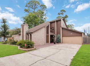 7310 Hickory Ln, Baytown, TX 77521