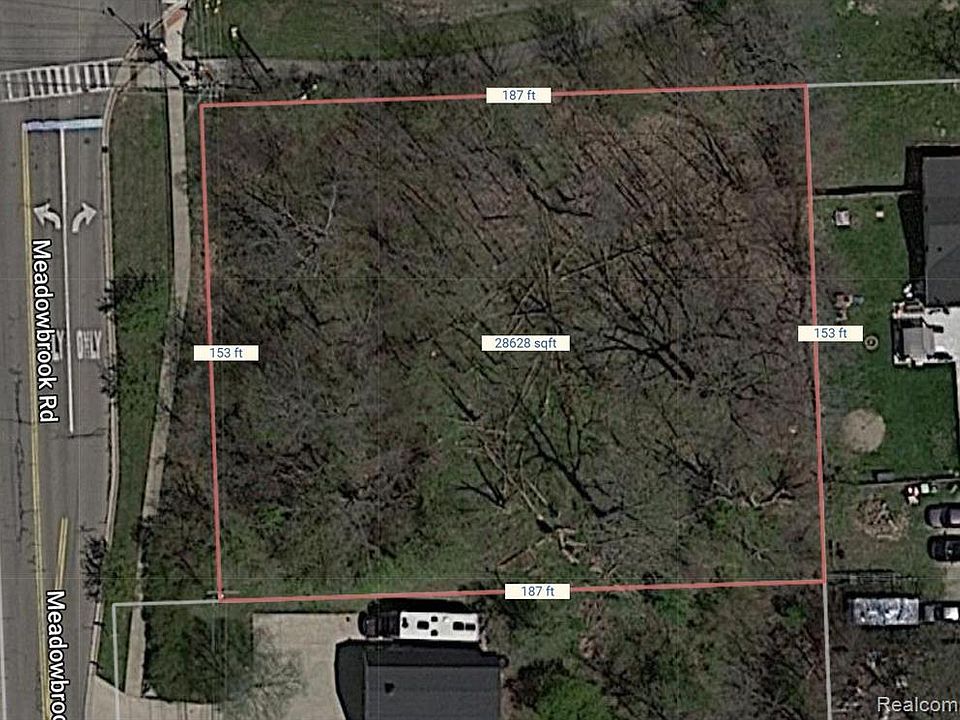 29460 Meadowbrook Rd, Novi, MI 48377 MLS 20230018617 Zillow