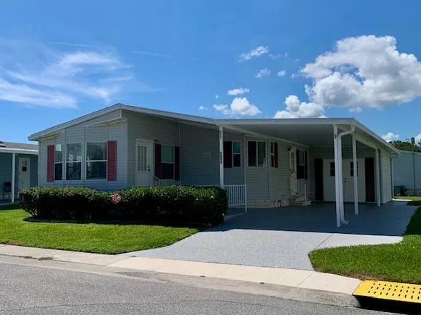 5934 Benz Dr, Zephyrhills, FL 33540