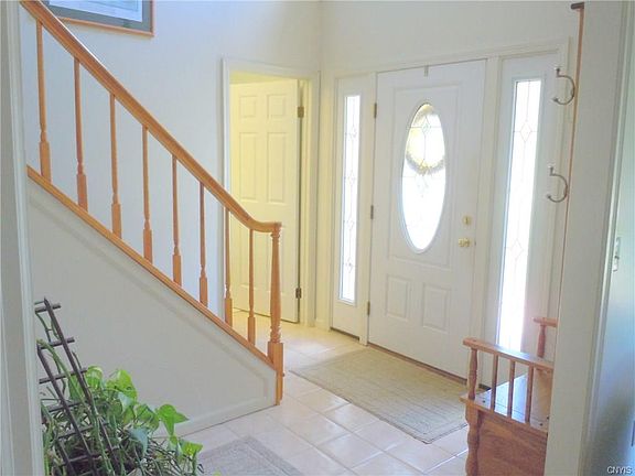 3rd image of 317 Garfield Ave