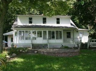 25997 N Dixboro Rd, South Lyon, MI 48178