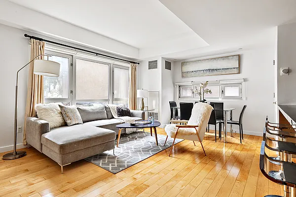 Sold by Compass | media 1