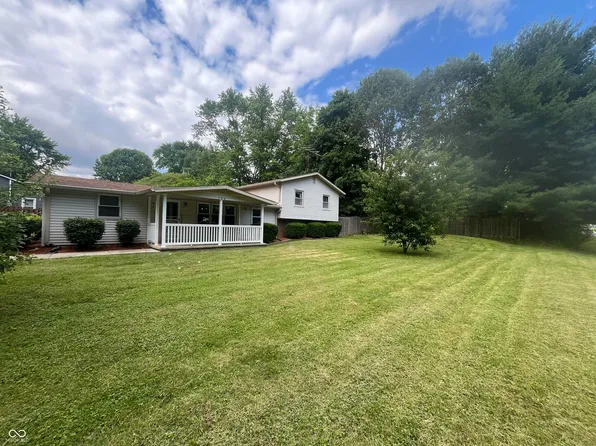 704 E Main St, Ladoga, IN 47954