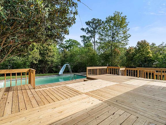 5th image of 2808 Morningside Dr