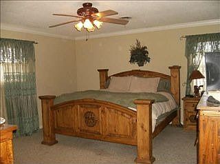 4th image of 4849 E State Highway 243