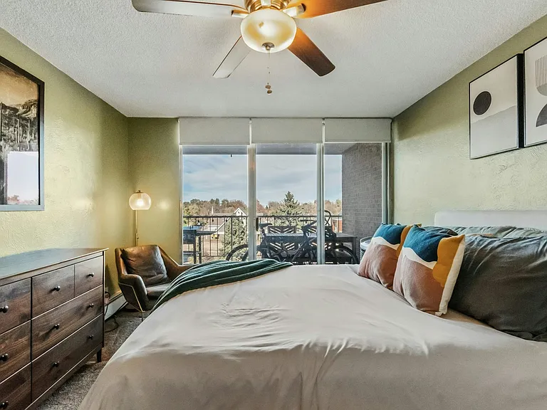 4800 E Hale Pkwy — Photo 13