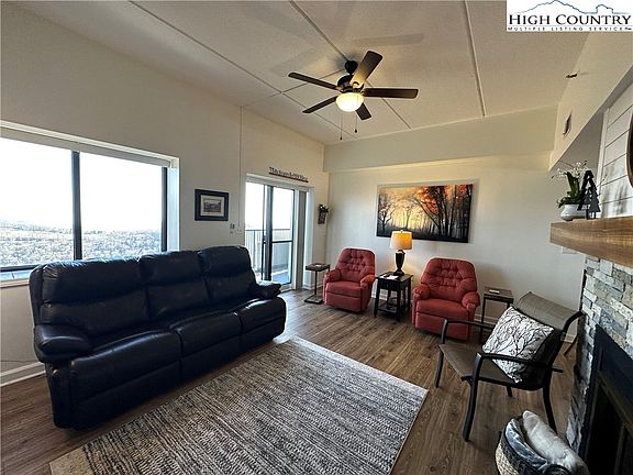 4th image of 303 Sugar Top Drive #3728