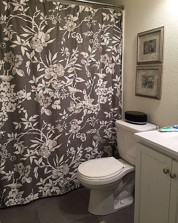 East Full Bath