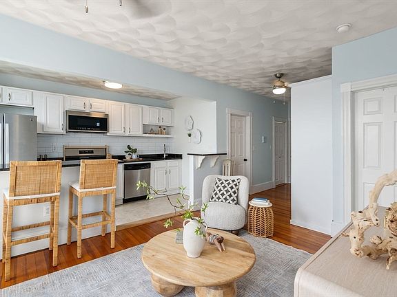 5th image of 53 Trident Ave APT 301