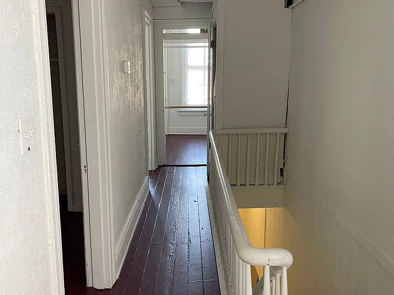 118 S Pine St — Photo 17