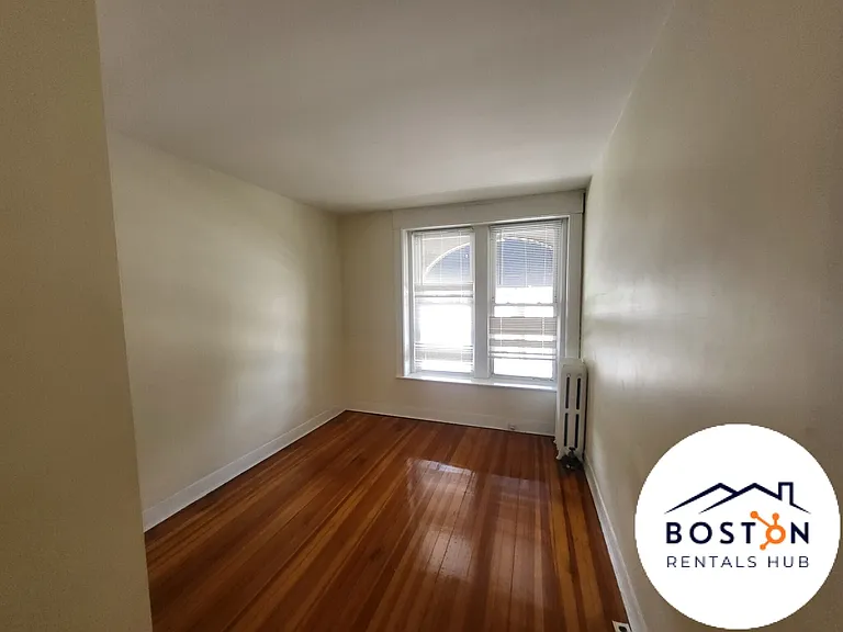 1148 Commonwealth Ave #18 — Photo 4