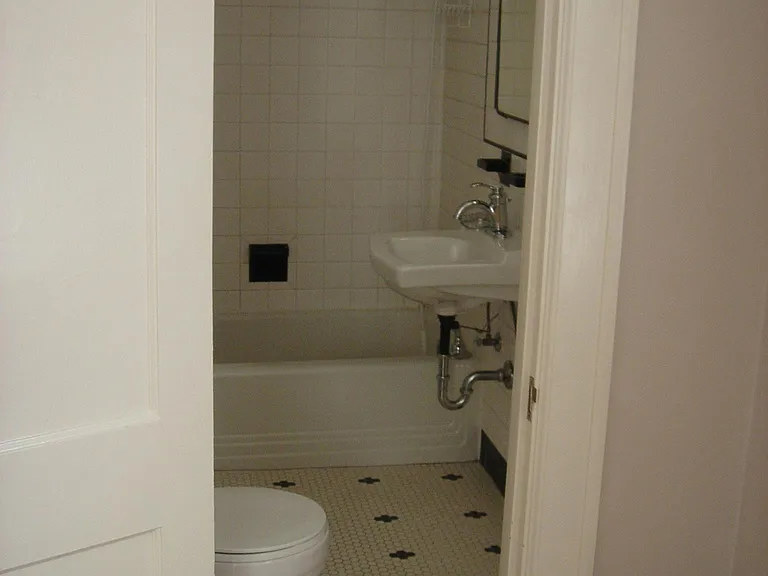 2511 Atlantic Ave #3 — Photo 6