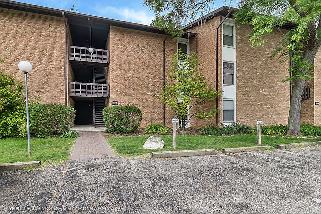1st image of 5530 E Lake Dr APT C