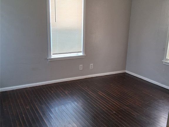 5th image of 2333 Riggan St