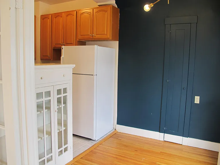1631 Chestnut St #14 — Photo 20