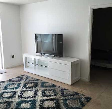 3rd image of 465 Ocean Dr APT 211