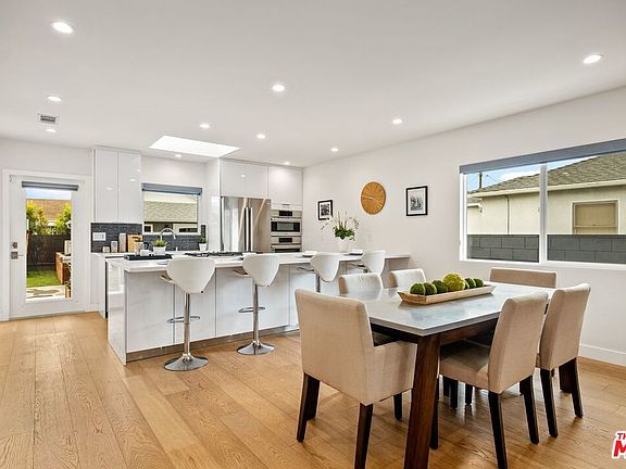5th image of 12916 Bonaparte Ave