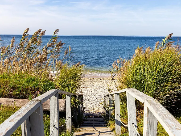 505 Plum Island Ln — Photo 15