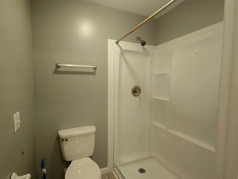 305 McKenzie Dr #1 — Photo 16