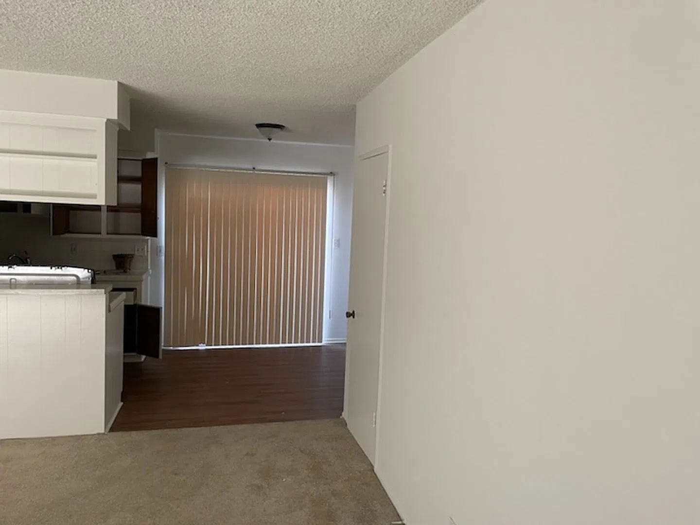 Apt 800 Chapel — Photo 3