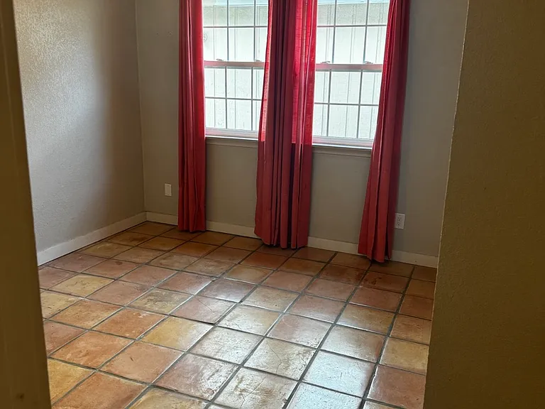 217 Leveritts Loop #A — Photo 6