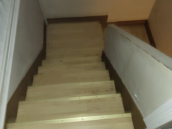 Stairs from attic
