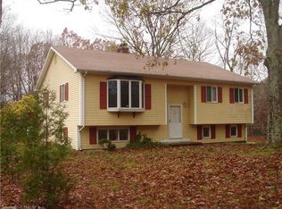101 Jordan Ln, North Windham, CT 06256