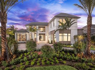 3240 Gin Ln, Naples, FL 34102