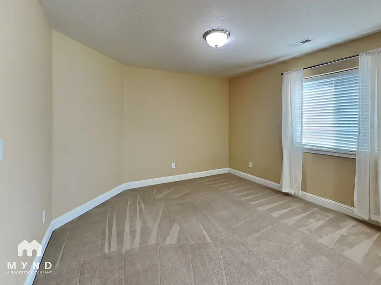 4698 NE Beaumead Ln — Photo 13