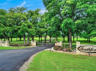 11403 E Us Highway 82, Whitesboro, TX 76273