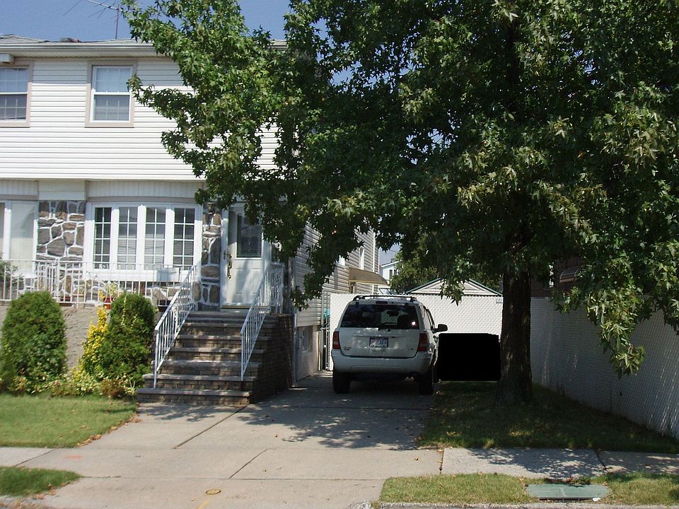 1st image of 35 Bowling Green Pl
