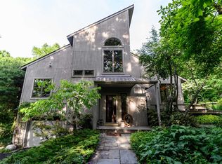 129 Gretna Woods Rd, Pleasant Valley, NY 12569