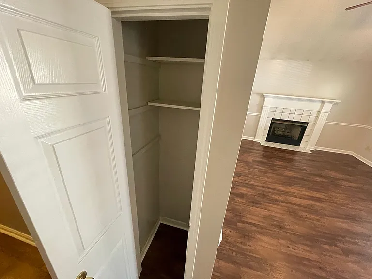 1004 Creekside Pl — Photo 13