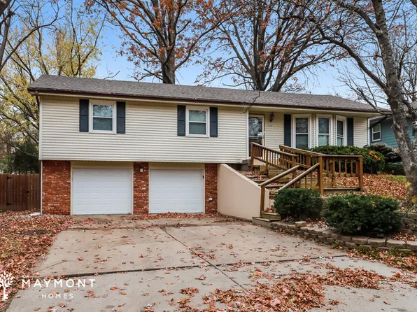 9732 NW Overhill Dr, Kansas City, MO 64152