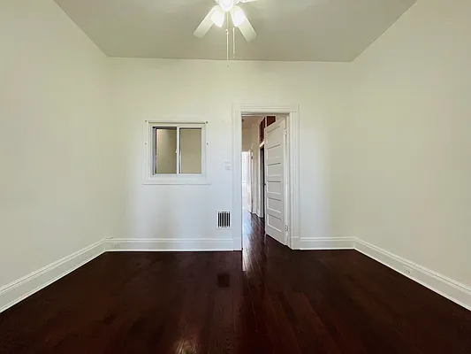 Rented by Pear NYC LLC | media 11