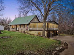 3624 Sun Valley Dr NE, North Liberty, IA 52317