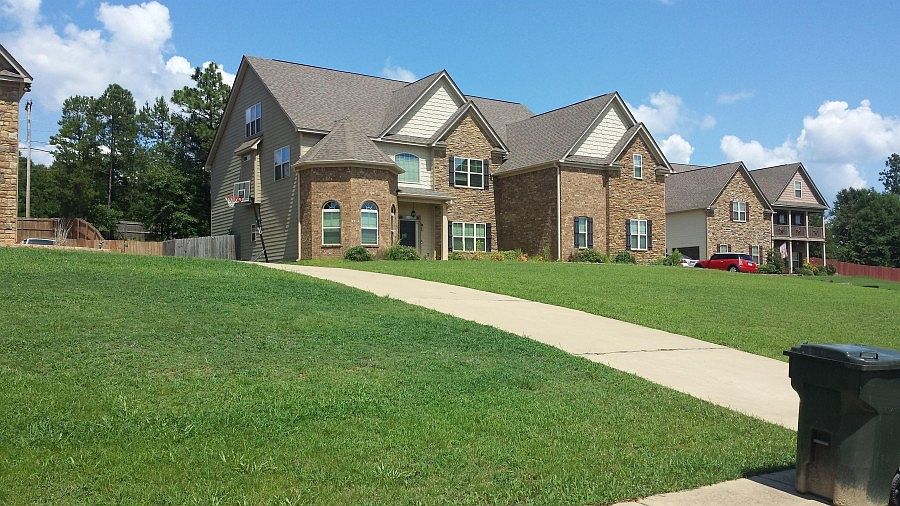2nd image of 19 Bradley Ct