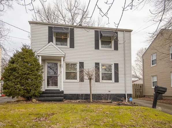 1587 Redwood Ave, Akron, OH 44301