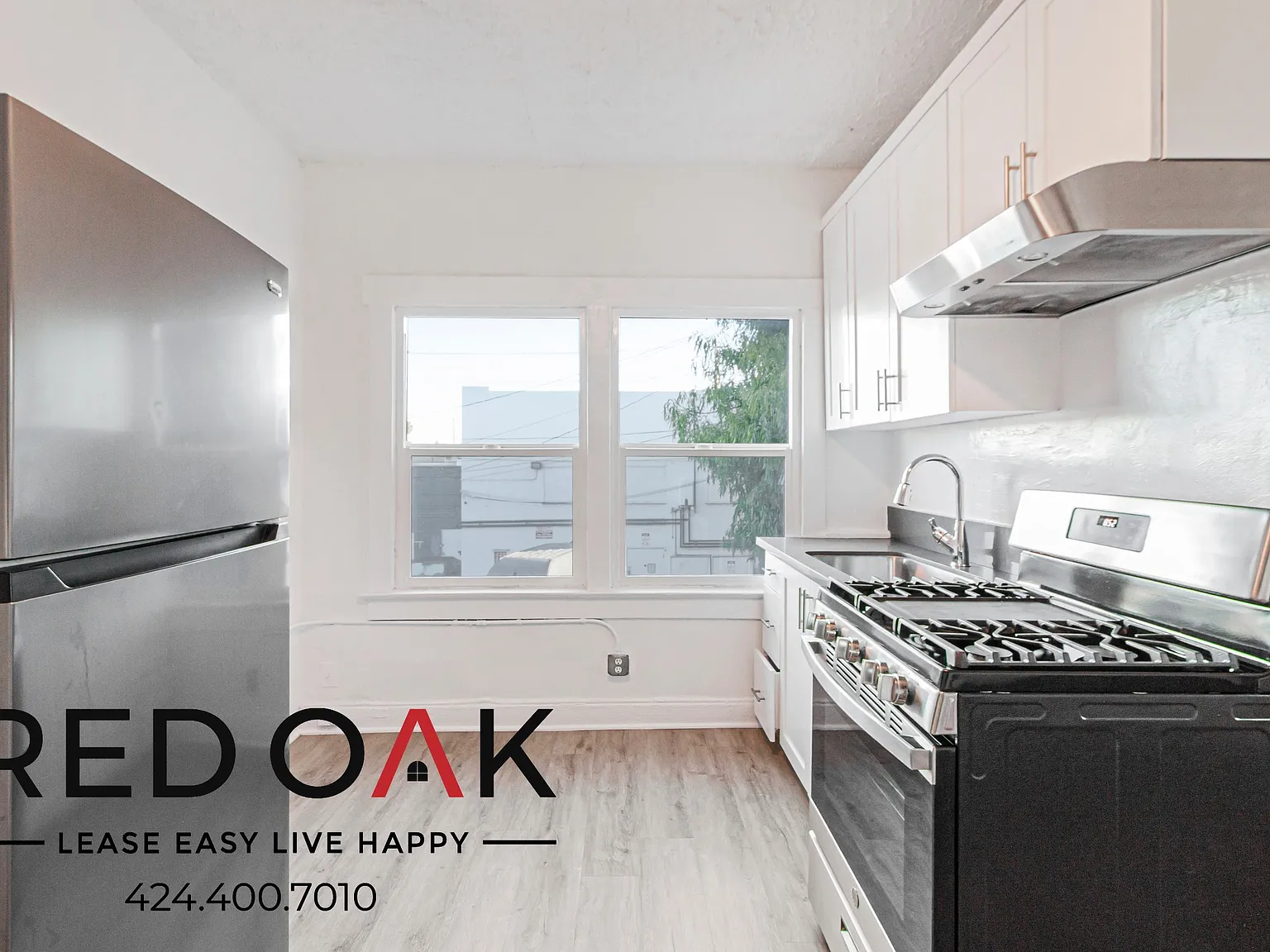 Modern Studio with Stainless Steel Appliances and Open Floor Plan ~ In East Hollywood! — Photo 1