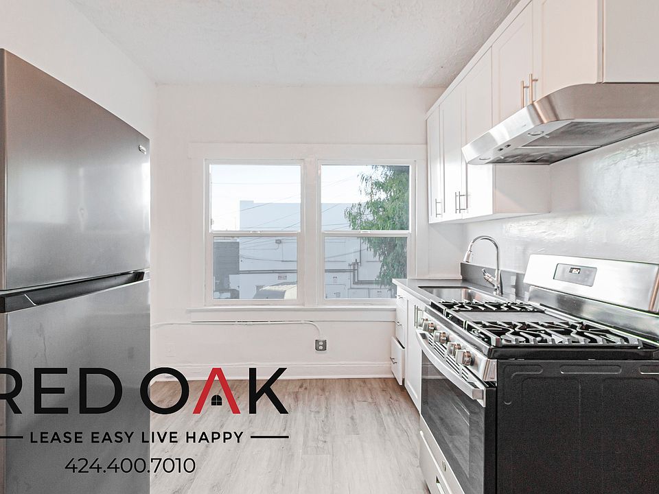 1st image of 719 Heliotrope Dr #208