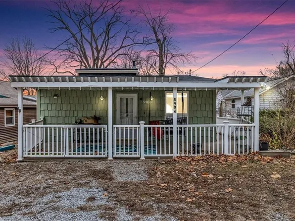 5406 NW Venetian Dr, Kansas City, MO 64151