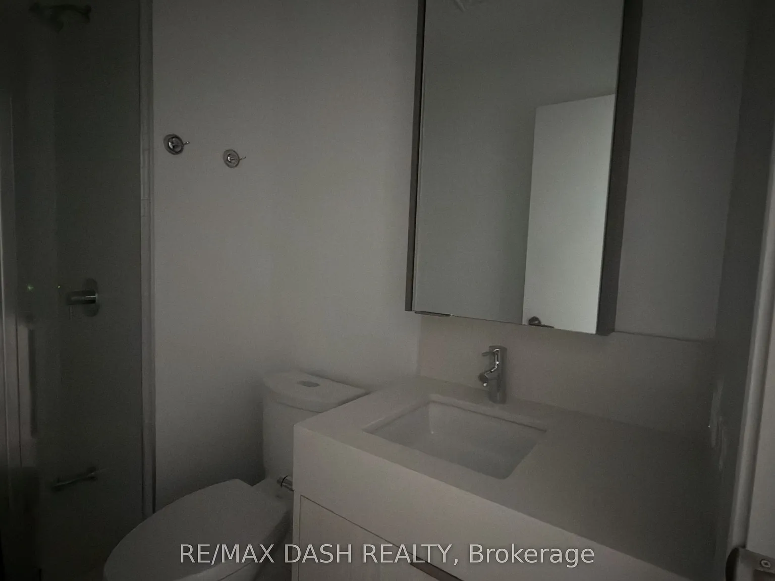 2 bed, $2,850 — Photo 4