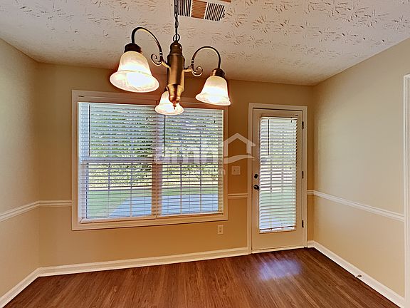 5th image of 1307 River Club Dr SE