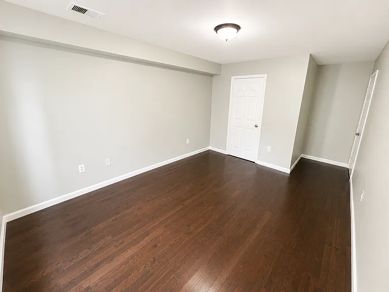 138 Fabyan Pl #2 — Photo 15