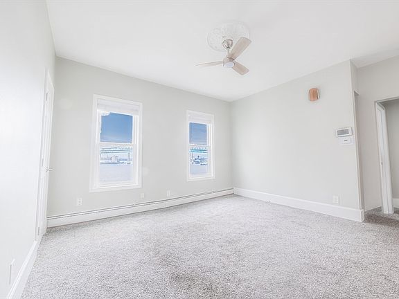 3rd image of 5 Condor St #3