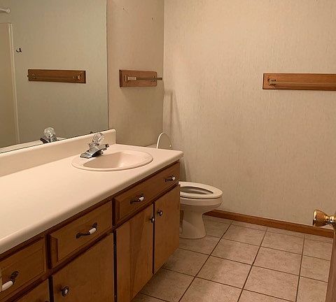 4th image of 2306 Pineview Dr #B